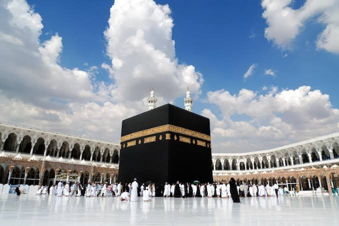Pocket Friendly Umrah and Sacred Ziyarat Tour